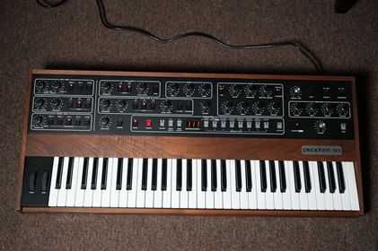 Sequential Circuits-Prophet 10 rev4